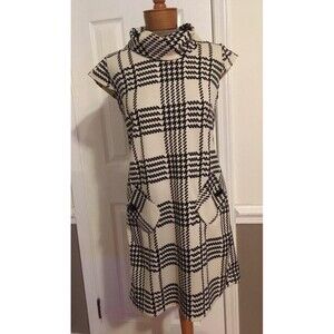 Women's Tana B  Black And White Hounds Tooth Dress With Pockets Size 4